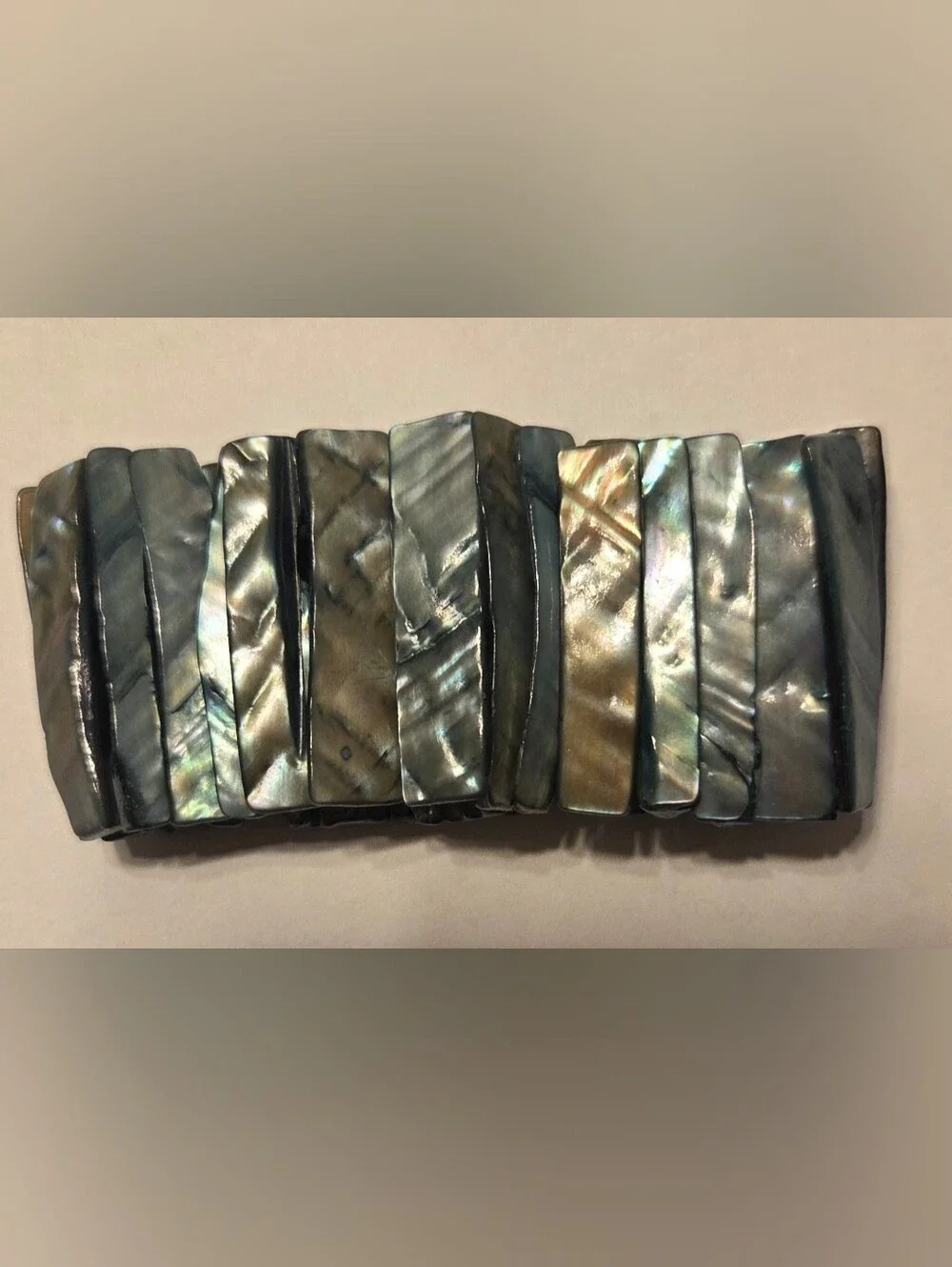Vintage Iridescent Shell Stretch Bracelet